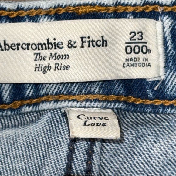 Abercrombie & Fitch The Mom High Rise 23 | 000 Curve Love Raw hem - Picture 7 of 10